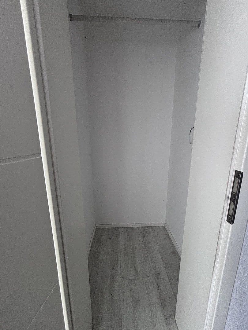 Prenájom bytu 2-izbový 66 m², Aidlingen, Bádensko-Wurttembersko Prenájom bytu 2-izbový 66 m², Aidlingen, Bádensko-Wurttembersko