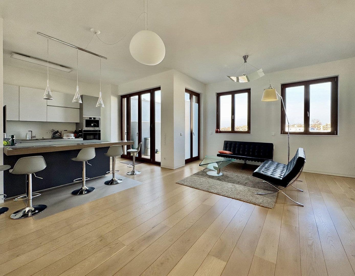Predaj bytu 4-izbový 144 m², Frankfurt am Main, Hesensko Predaj bytu 4-izbový 144 m², Frankfurt am Main, Hesensko