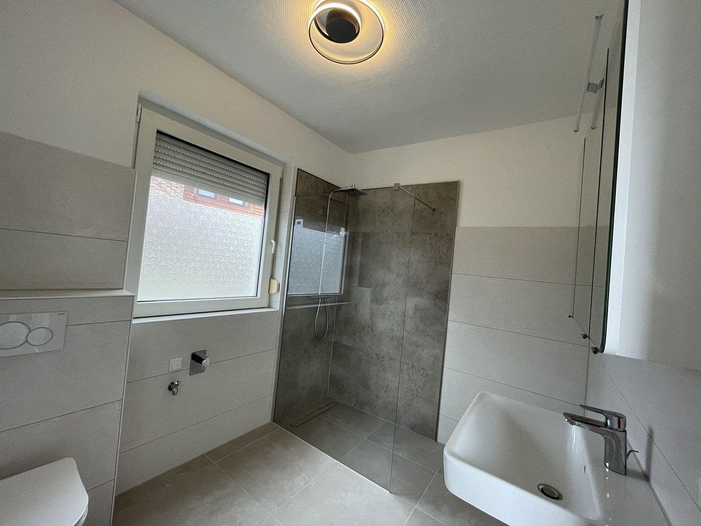 Prenájom domu 100 m², pozemok 500 m², Ganderkesee, Dolné Sasko Prenájom domu 100 m², pozemok 500 m², Ganderkesee, Dolné Sasko