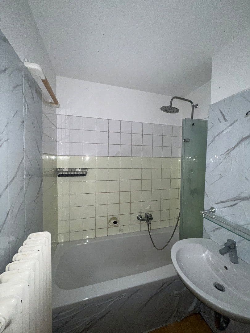 Predaj domu 350 m², pozemok 689 m², Weinsberg, Bádensko-Wurttembersko Predaj domu 350 m², pozemok 689 m², Weinsberg, Bádensko-Wurttembersko