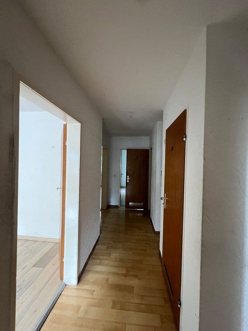Predaj domu 350 m², pozemok 689 m², Weinsberg, Bádensko-Wurttembersko Predaj domu 350 m², pozemok 689 m², Weinsberg, Bádensko-Wurttembersko