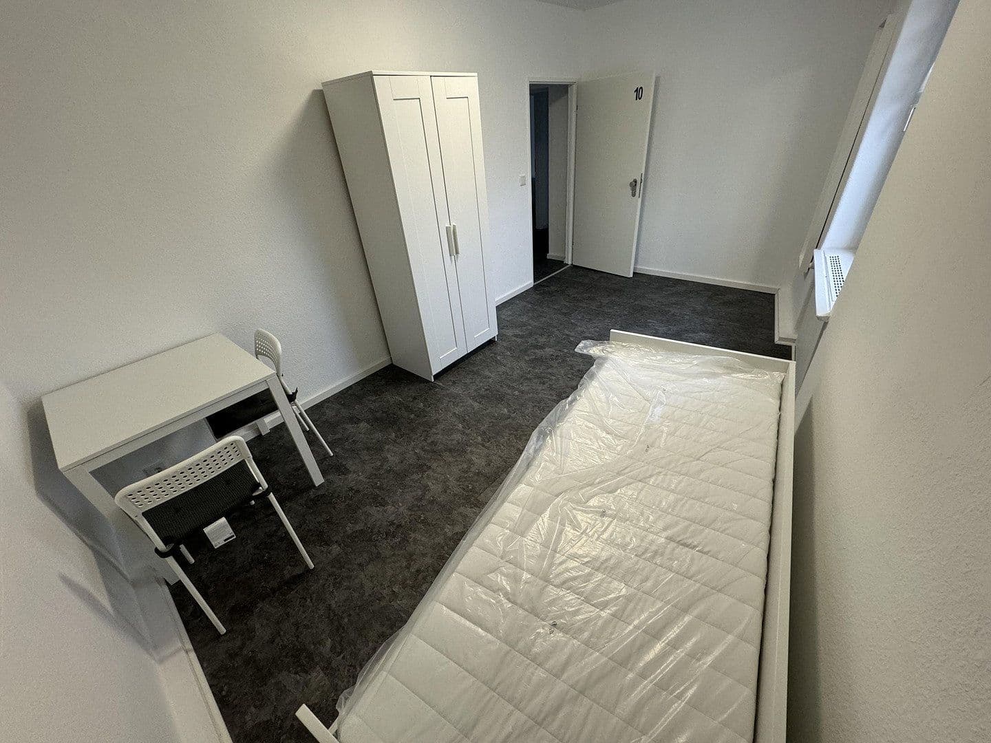 Prenájom nebytového priestoru 400 m², Johannisthaler Chaussee 431, Berlin, Berlín Prenájom nebytového priestoru 400 m², Johannisthaler Chaussee 431, Berlin, Berlín