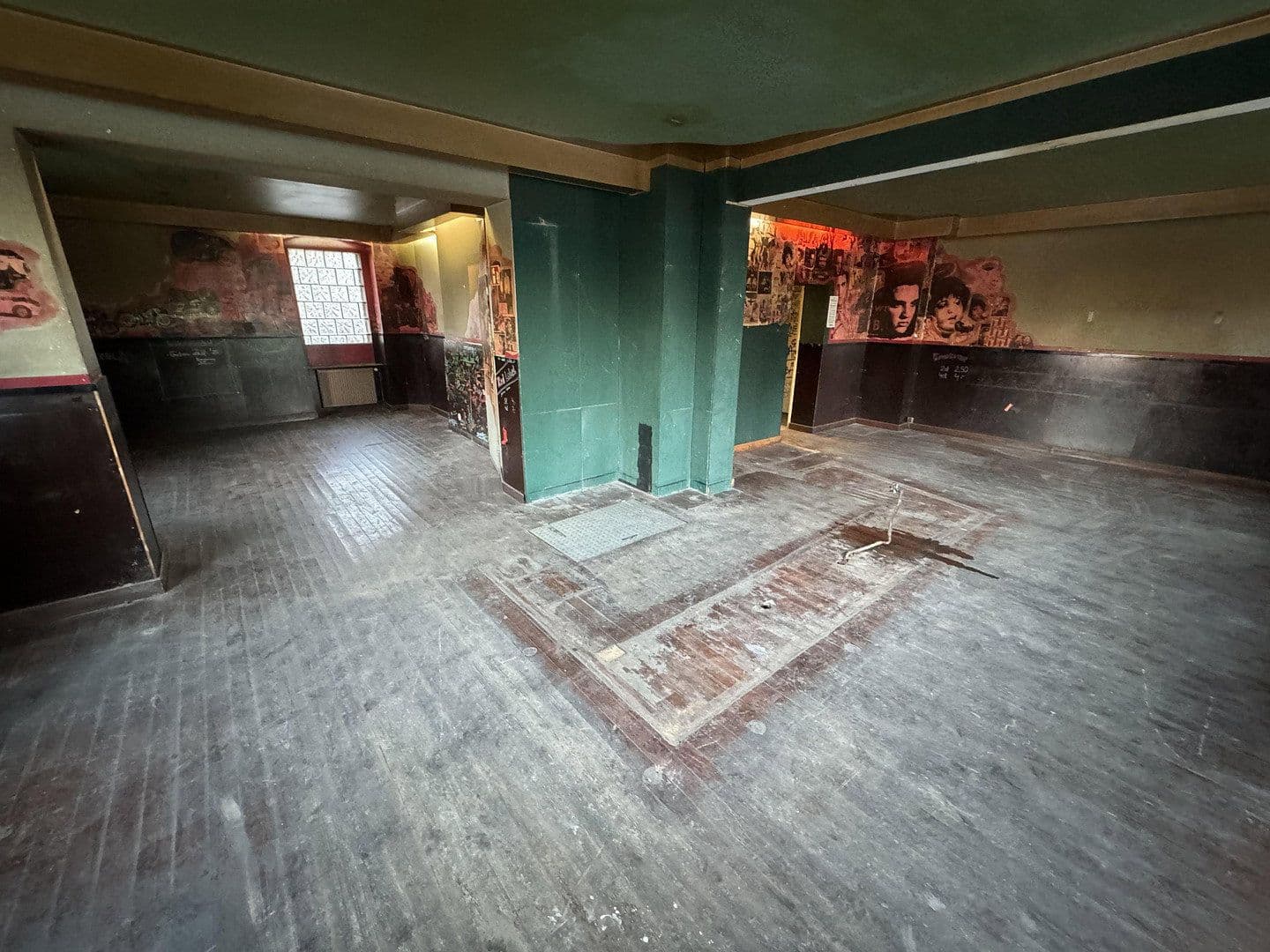 Prenájom nebytového priestoru 400 m², Johannisthaler Chaussee 431, Berlin, Berlín Prenájom nebytového priestoru 400 m², Johannisthaler Chaussee 431, Berlin, Berlín
