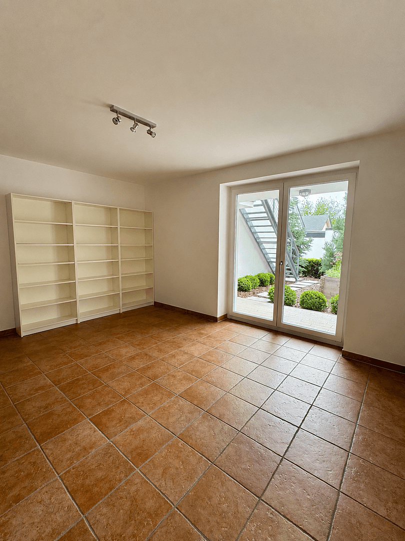 Predaj domu 247 m², pozemok 442 m², Calw, Bádensko-Wurttembersko Predaj domu 247 m², pozemok 442 m², Calw, Bádensko-Wurttembersko