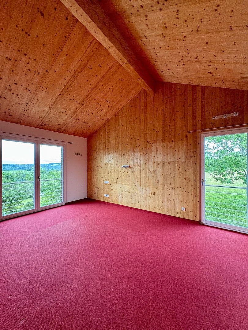Predaj domu 247 m², pozemok 442 m², Calw, Bádensko-Wurttembersko Predaj domu 247 m², pozemok 442 m², Calw, Bádensko-Wurttembersko