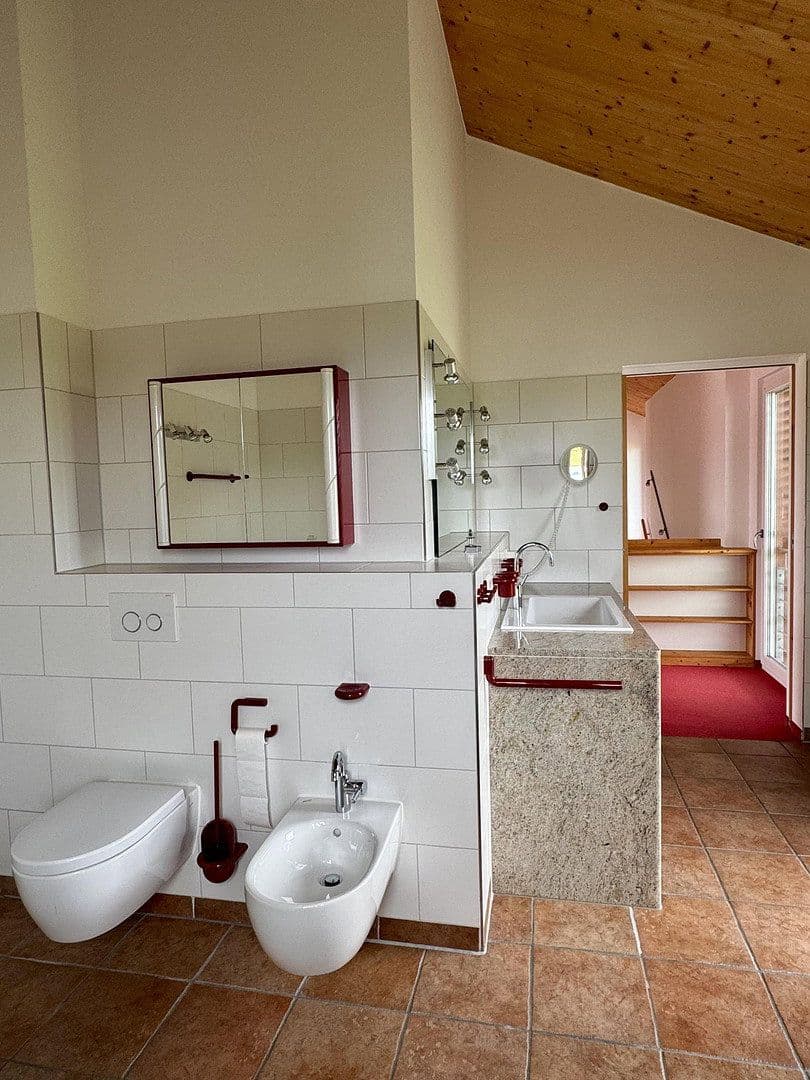 Predaj domu 247 m², pozemok 442 m², Calw, Bádensko-Wurttembersko Predaj domu 247 m², pozemok 442 m², Calw, Bádensko-Wurttembersko
