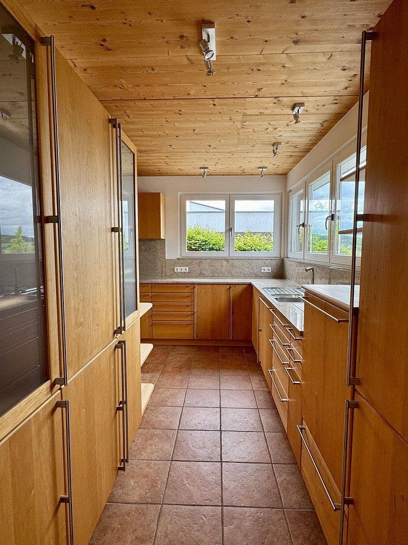 Predaj domu 247 m², pozemok 442 m², Calw, Bádensko-Wurttembersko Predaj domu 247 m², pozemok 442 m², Calw, Bádensko-Wurttembersko