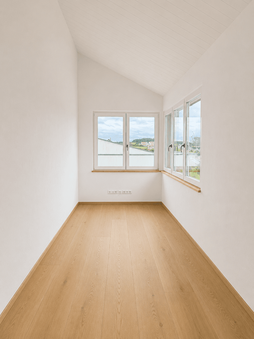 Predaj domu 247 m², pozemok 442 m², Calw, Bádensko-Wurttembersko Predaj domu 247 m², pozemok 442 m², Calw, Bádensko-Wurttembersko