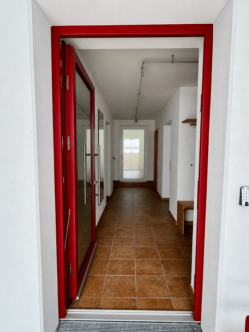 Predaj domu 247 m², pozemok 442 m², Calw, Bádensko-Wurttembersko Predaj domu 247 m², pozemok 442 m², Calw, Bádensko-Wurttembersko