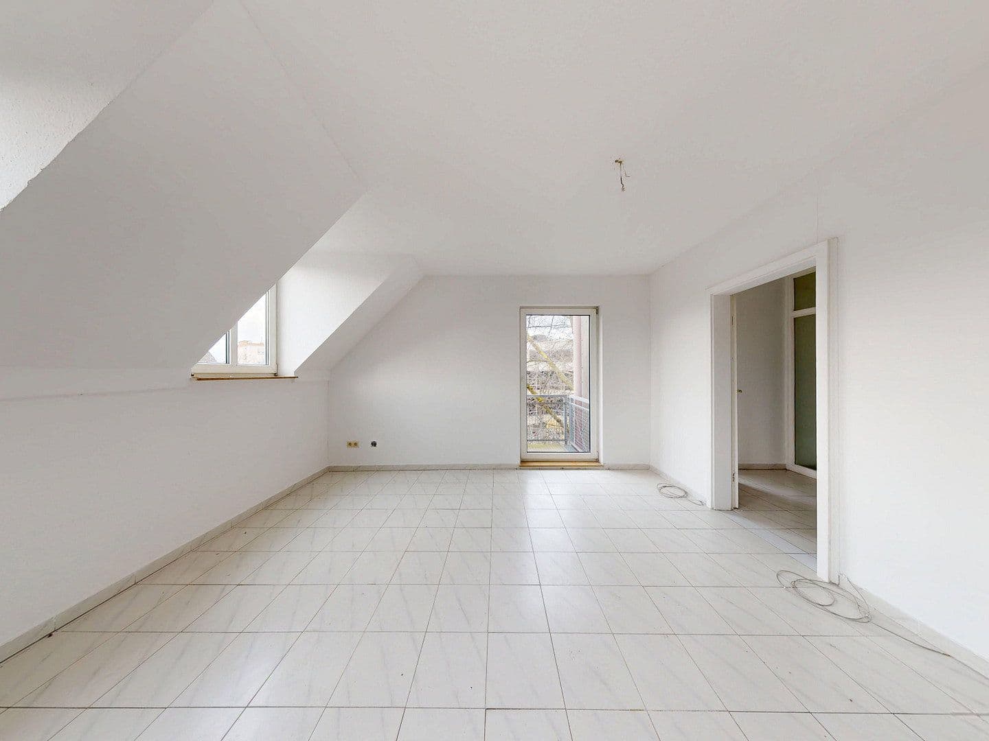 Predaj bytu 5-izbový 120 m², Rohrlachstrasse 5, Ludwigshafen, Porýnie-Falcko Predaj bytu 5-izbový 120 m², Rohrlachstrasse 5, Ludwigshafen, Porýnie-Falcko