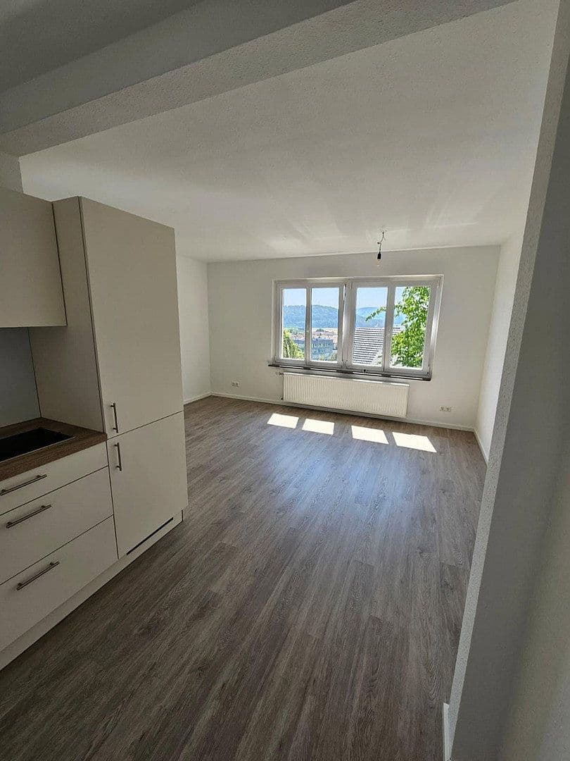 Prenájom bytu 1-izbový 36 m², Wolfsackerweg 4, Waldshut-Tiengen, Bádensko-Wurttembersko Prenájom bytu 1-izbový 36 m², Wolfsackerweg 4, Waldshut-Tiengen, Bádensko-Wurttembersko