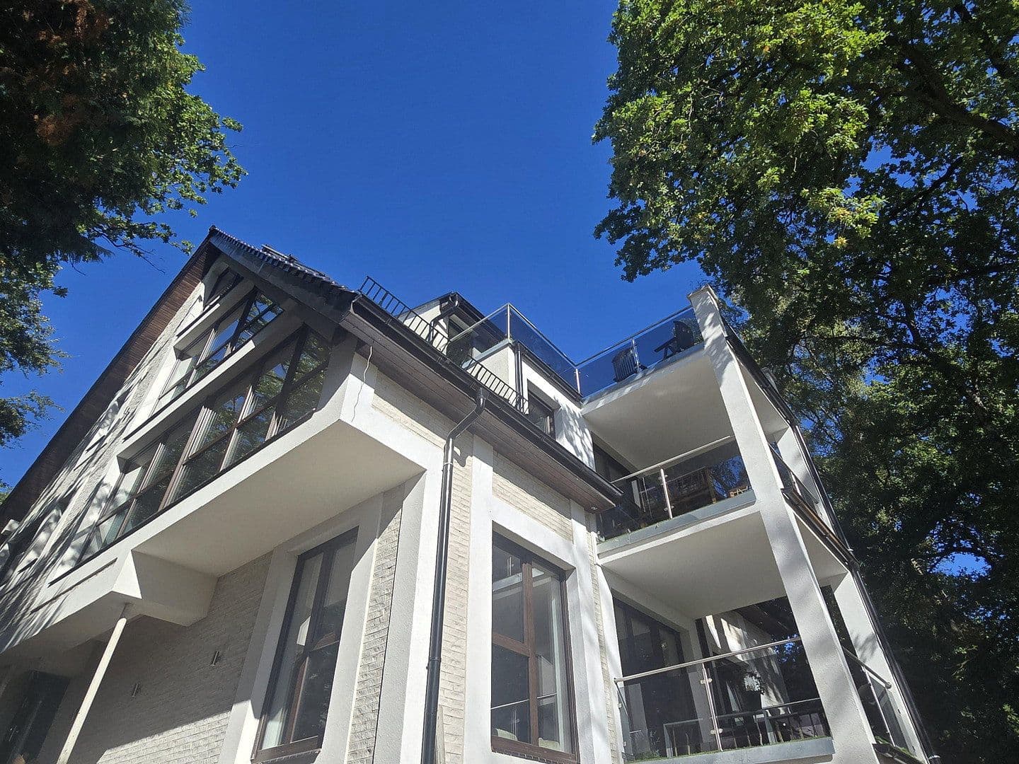 Prenájom bytu 5-izbový 125 m², Hamburg, Hamburg Prenájom bytu 5-izbový 125 m², Hamburg, Hamburg