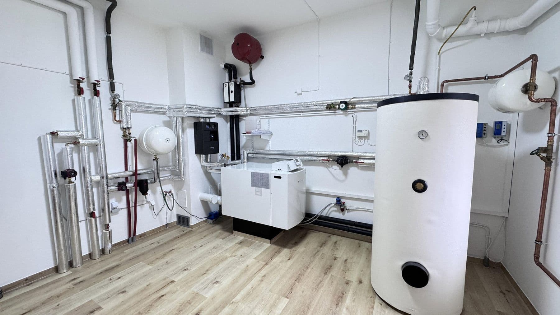 Predaj domu 877 m², pozemok 23.976 m², Balge, Dolné Sasko Predaj domu 877 m², pozemok 23.976 m², Balge, Dolné Sasko