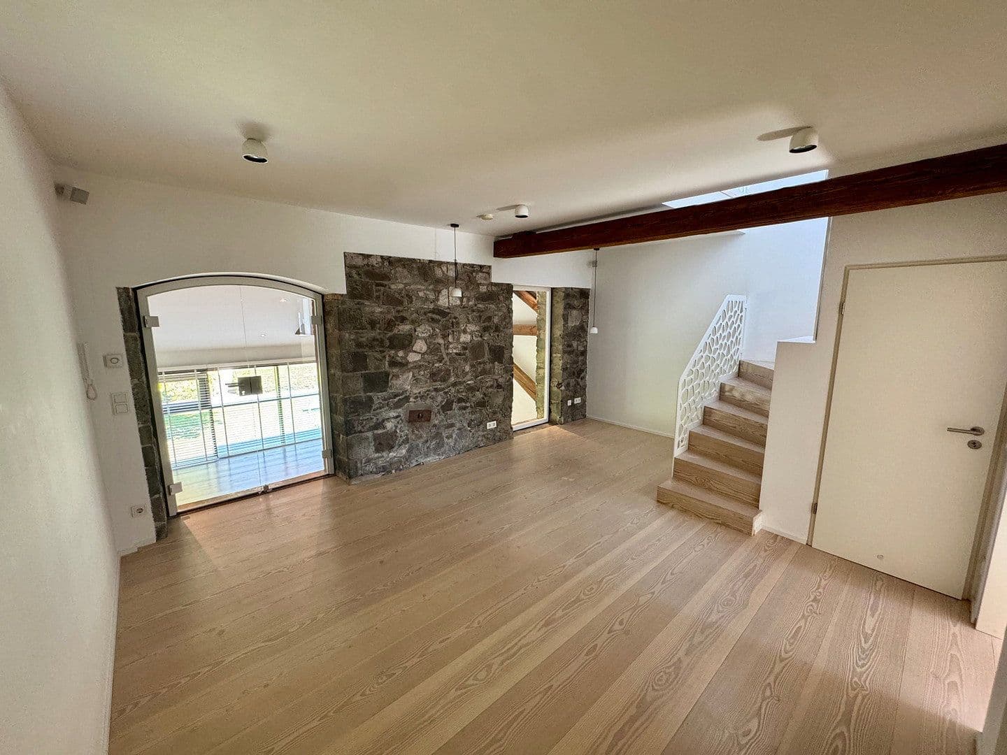 Predaj domu 175 m², pozemok 100 m², Offenbach, Hesensko Predaj domu 175 m², pozemok 100 m², Offenbach, Hesensko