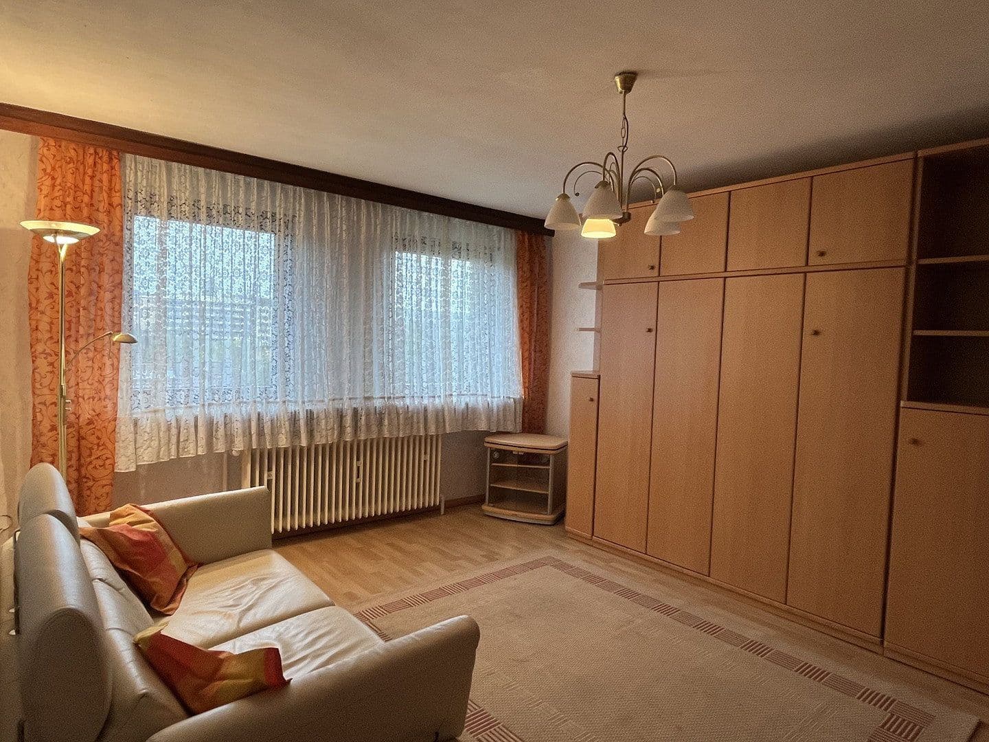 Prenájom bytu 1-izbový 36 m², Meisenheim, Porýnie-Falcko Prenájom bytu 1-izbový 36 m², Meisenheim, Porýnie-Falcko