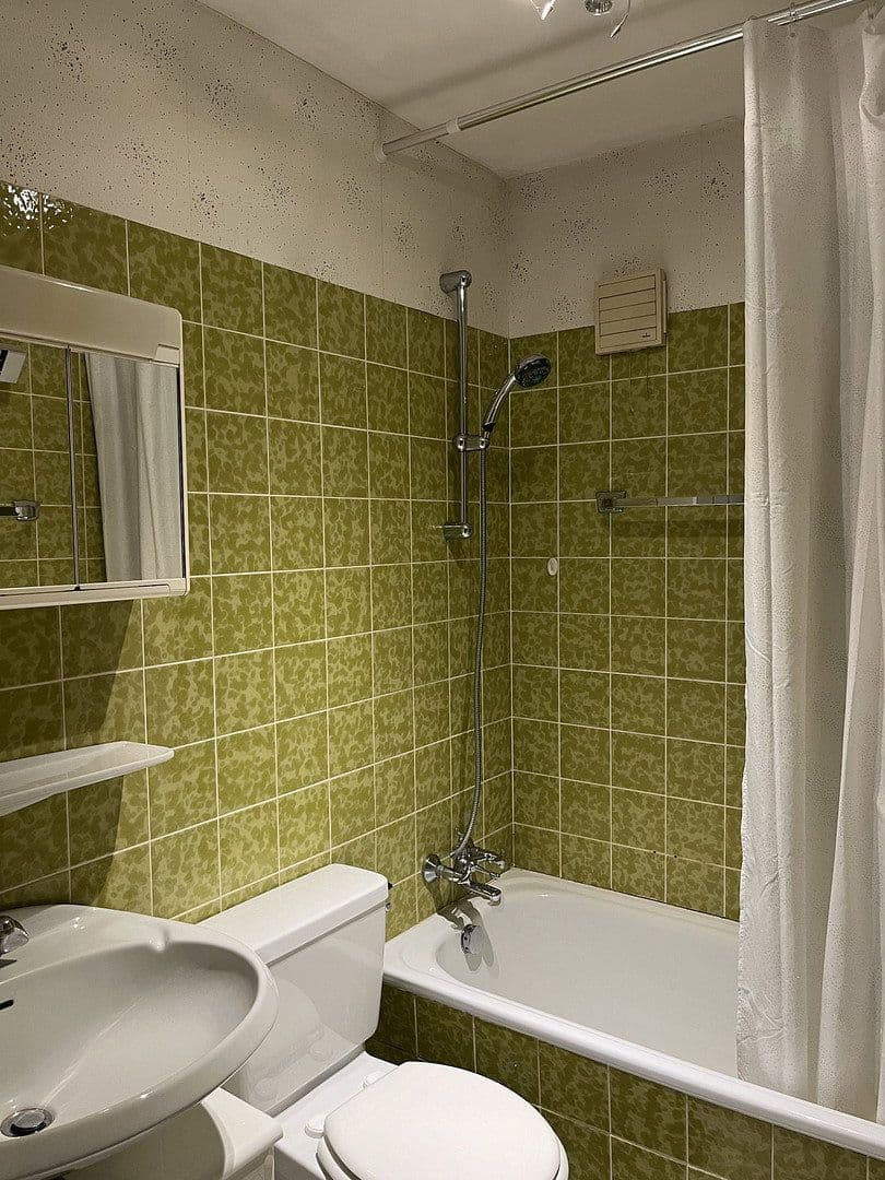 Prenájom bytu 1-izbový 36 m², Meisenheim, Porýnie-Falcko Prenájom bytu 1-izbový 36 m², Meisenheim, Porýnie-Falcko
