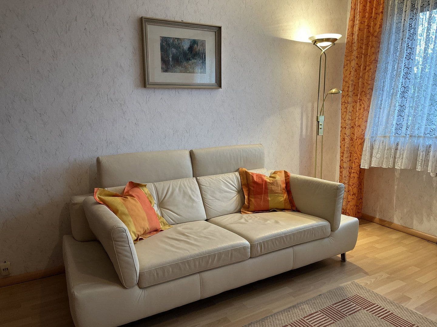 Prenájom bytu 1-izbový 36 m², Meisenheim, Porýnie-Falcko Prenájom bytu 1-izbový 36 m², Meisenheim, Porýnie-Falcko