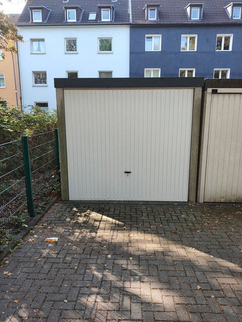 Prenájom bytu 4-izbový 105 m², Gemeinde Str. 22, Bochum, Severné Porýnie - Westfálsko Prenájom bytu 4-izbový 105 m², Gemeinde Str. 22, Bochum, Severné Porýnie - Westfálsko