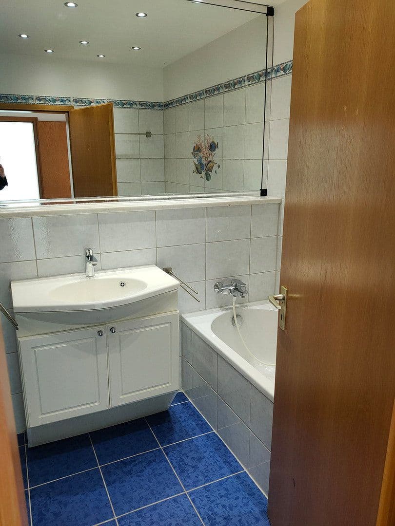 Prenájom bytu 4-izbový 105 m², Gemeinde Str. 22, Bochum, Severné Porýnie - Westfálsko Prenájom bytu 4-izbový 105 m², Gemeinde Str. 22, Bochum, Severné Porýnie - Westfálsko