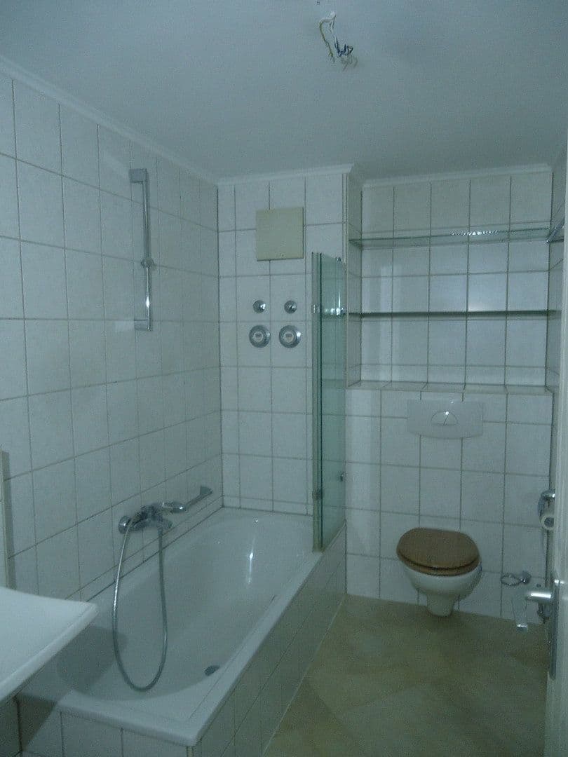 Prenájom bytu 2-izbový 65 m², Hauptstraße 42a, Halstenbek, Šlezvicko-Holštajnsko Prenájom bytu 2-izbový 65 m², Hauptstraße 42a, Halstenbek, Šlezvicko-Holštajnsko