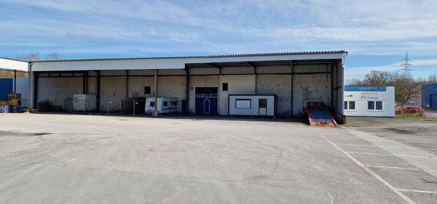 Prenájom nebytového priestoru 5.800 m², Industriestr. 12 a + 12 b + 12 c, Bergkamen, Severné Porýnie - Westfálsko Prenájom nebytového priestoru 5.800 m², Industriestr. 12 a + 12 b + 12 c, Bergkamen, Severné Porýnie - Westfálsko