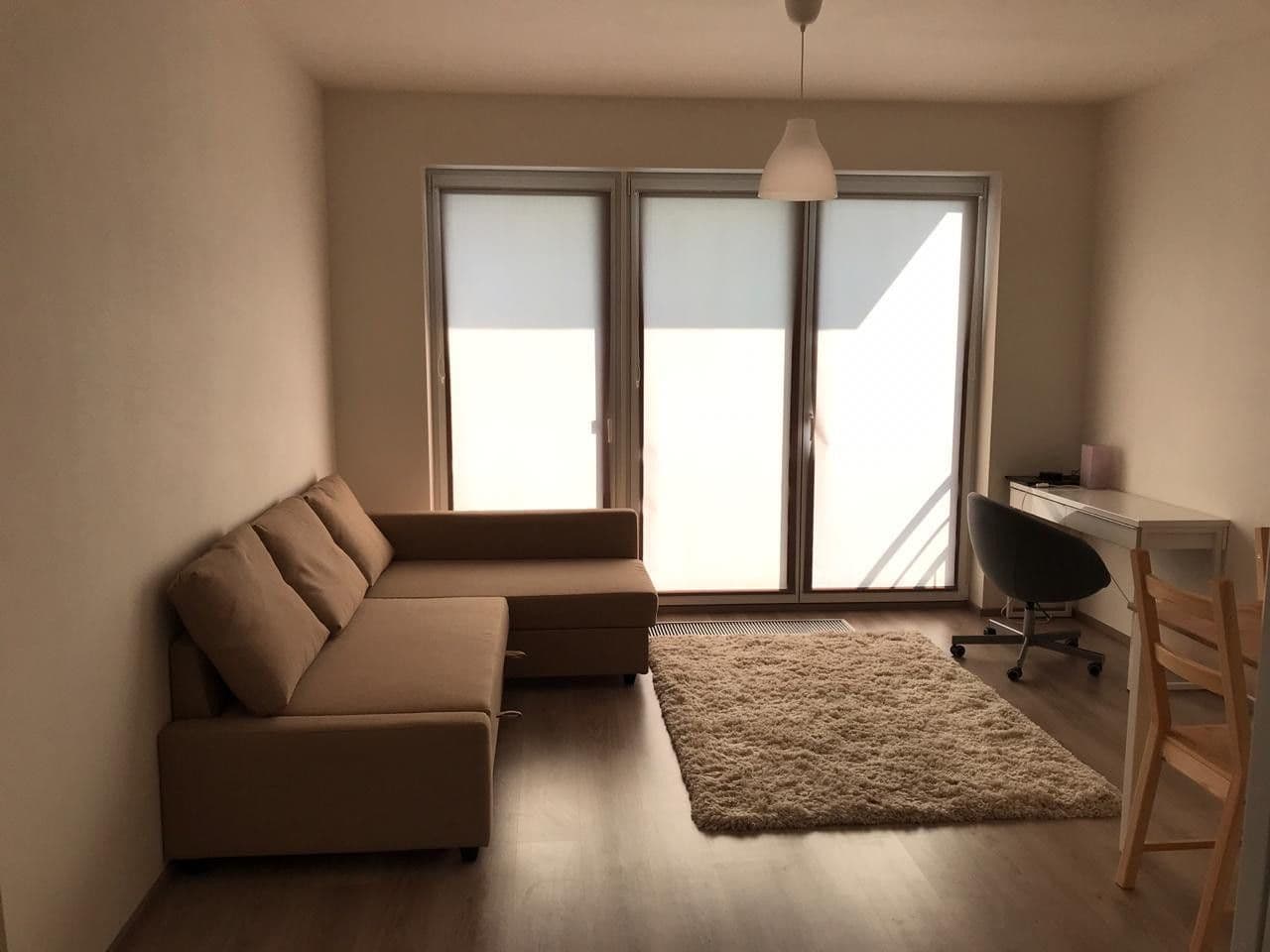 Prenájom bytu 1-izbový 30 m², Mantovská, Praha, Praha Prenájom bytu 1-izbový 30 m², Mantovská, Praha, Praha