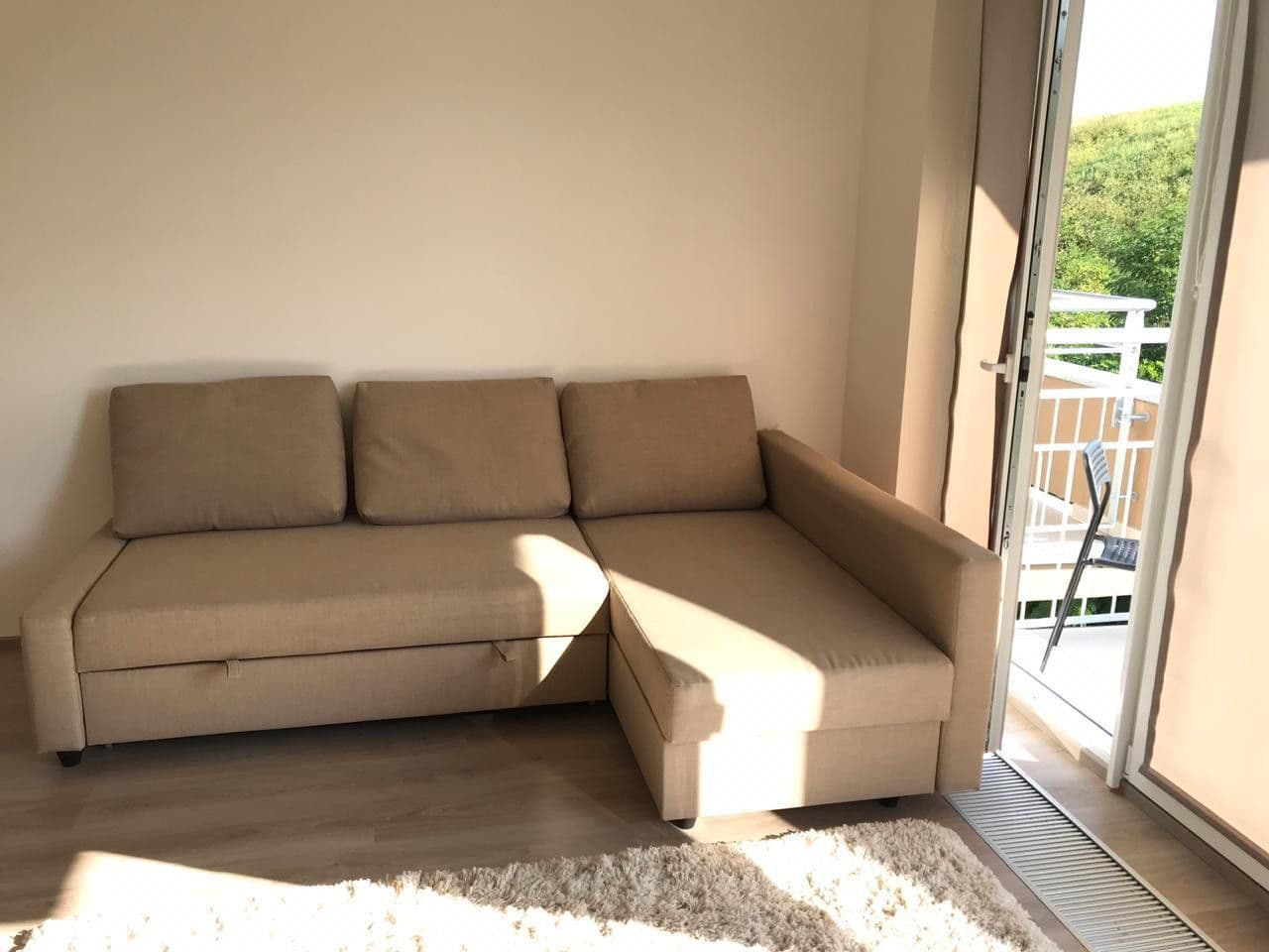 Prenájom bytu 1-izbový 30 m², Mantovská, Praha, Praha Prenájom bytu 1-izbový 30 m², Mantovská, Praha, Praha