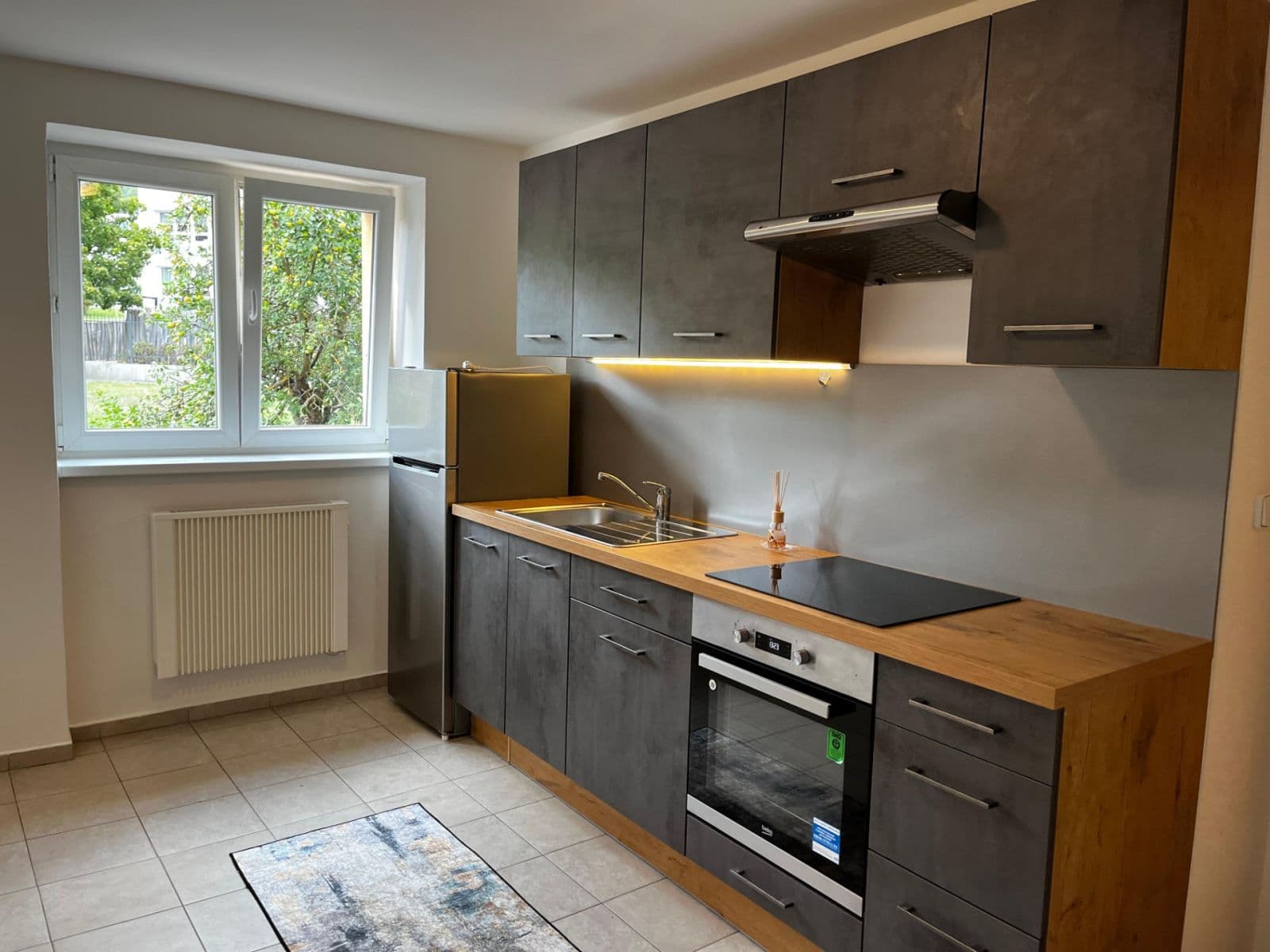 Prenájom bytu 1-izbový 39 m², Třída Míru, Beroun, Středočeský kraj Prenájom bytu 1-izbový 39 m², Třída Míru, Beroun, Středočeský kraj