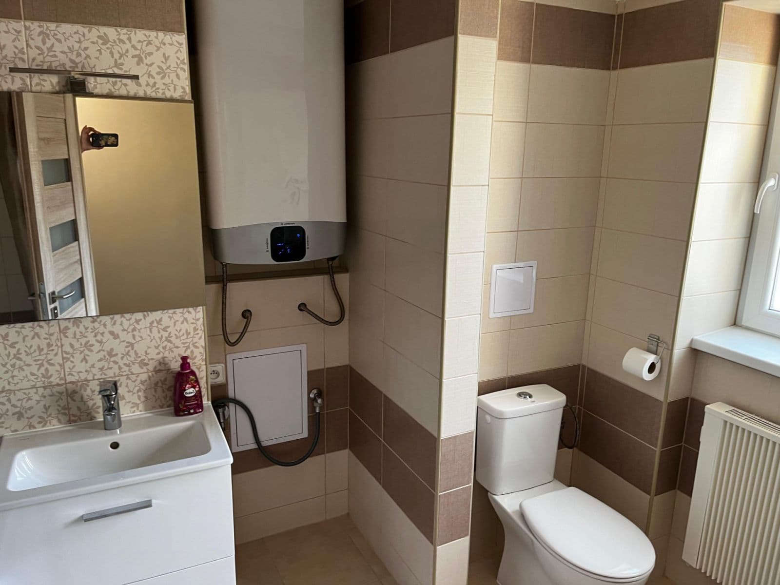 Prenájom bytu 1-izbový 39 m², Třída Míru, Beroun, Středočeský kraj Prenájom bytu 1-izbový 39 m², Třída Míru, Beroun, Středočeský kraj