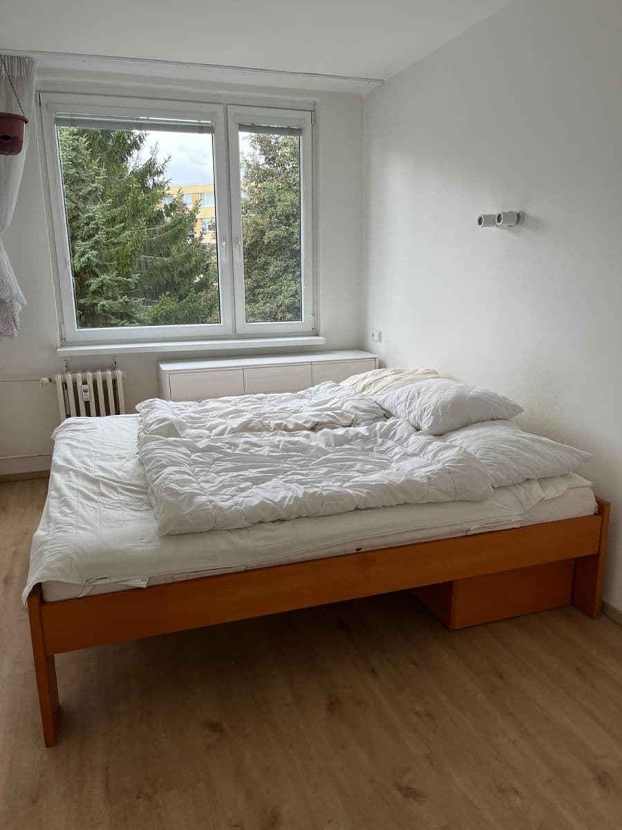 Prenájom bytu 2-izbový 45 m², Chotovická, Praha, Praha Prenájom bytu 2-izbový 45 m², Chotovická, Praha, Praha