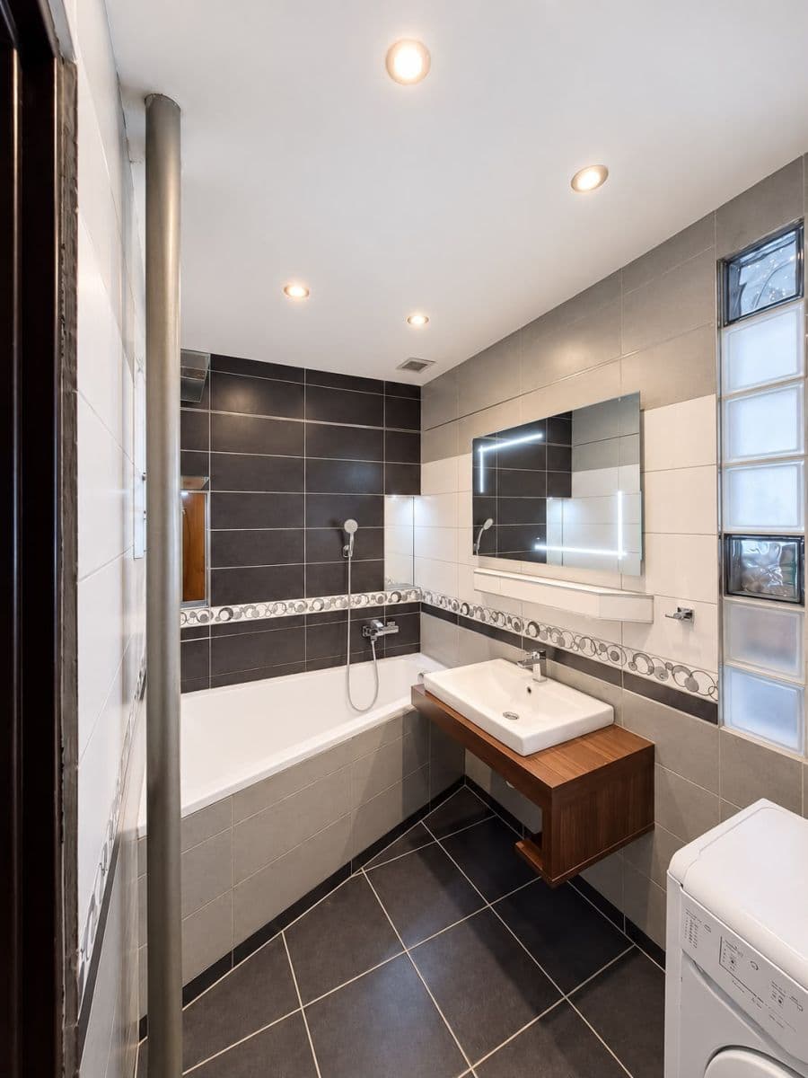 Prenájom bytu 2-izbový 51 m², Na Balkáně, Praha, Praha Prenájom bytu 2-izbový 51 m², Na Balkáně, Praha, Praha