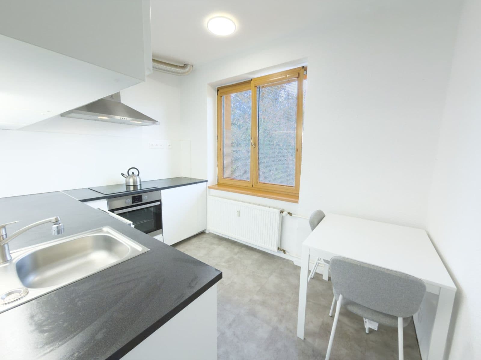 Prenájom bytu 3-izbový 64 m², Školní, Tachov, Plzeňský kraj Prenájom bytu 3-izbový 64 m², Školní, Tachov, Plzeňský kraj