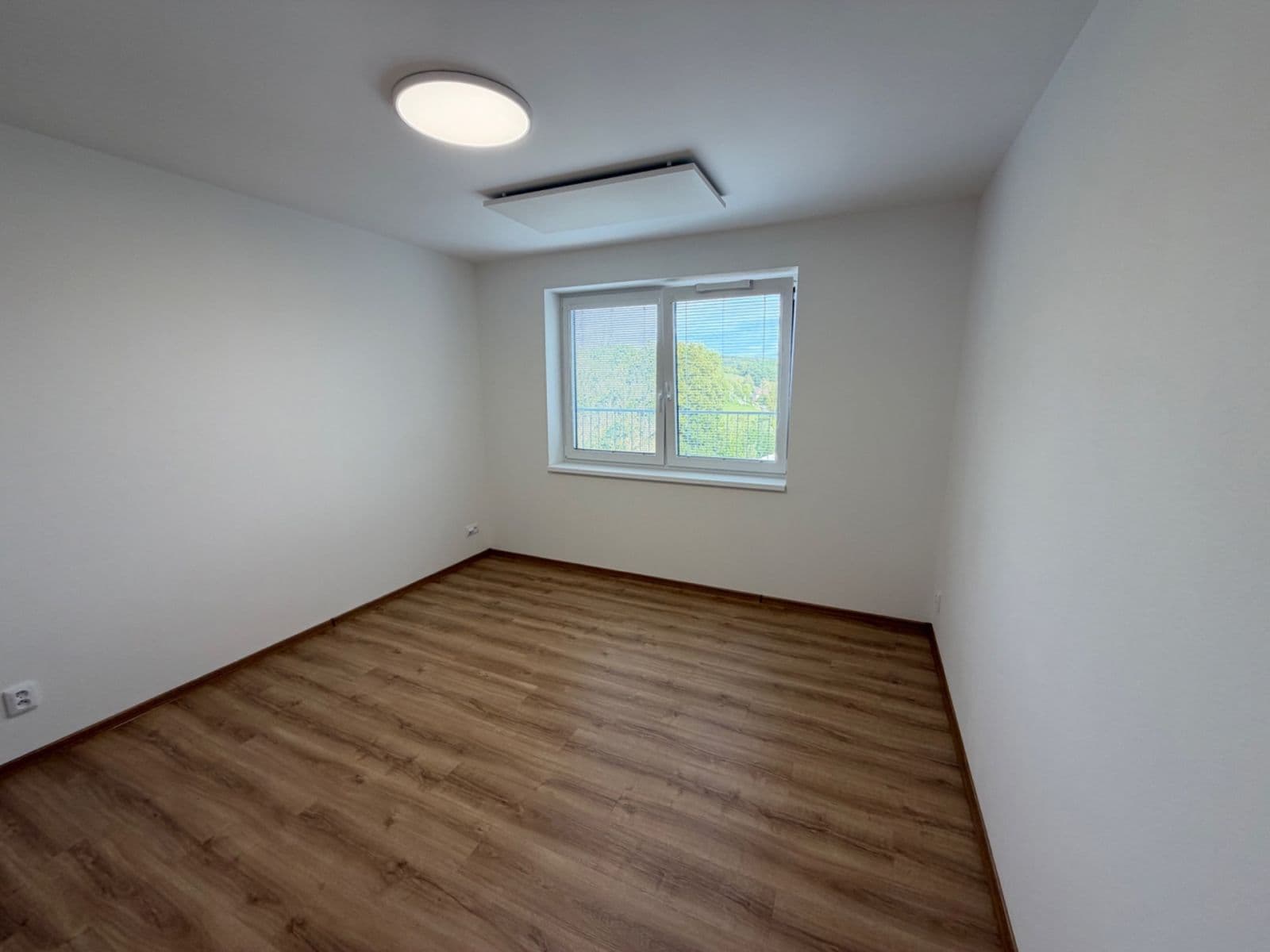 Prenájom bytu 4-izbový 86 m², Nádražní, Třešť, Kraj Vysočina Prenájom bytu 4-izbový 86 m², Nádražní, Třešť, Kraj Vysočina