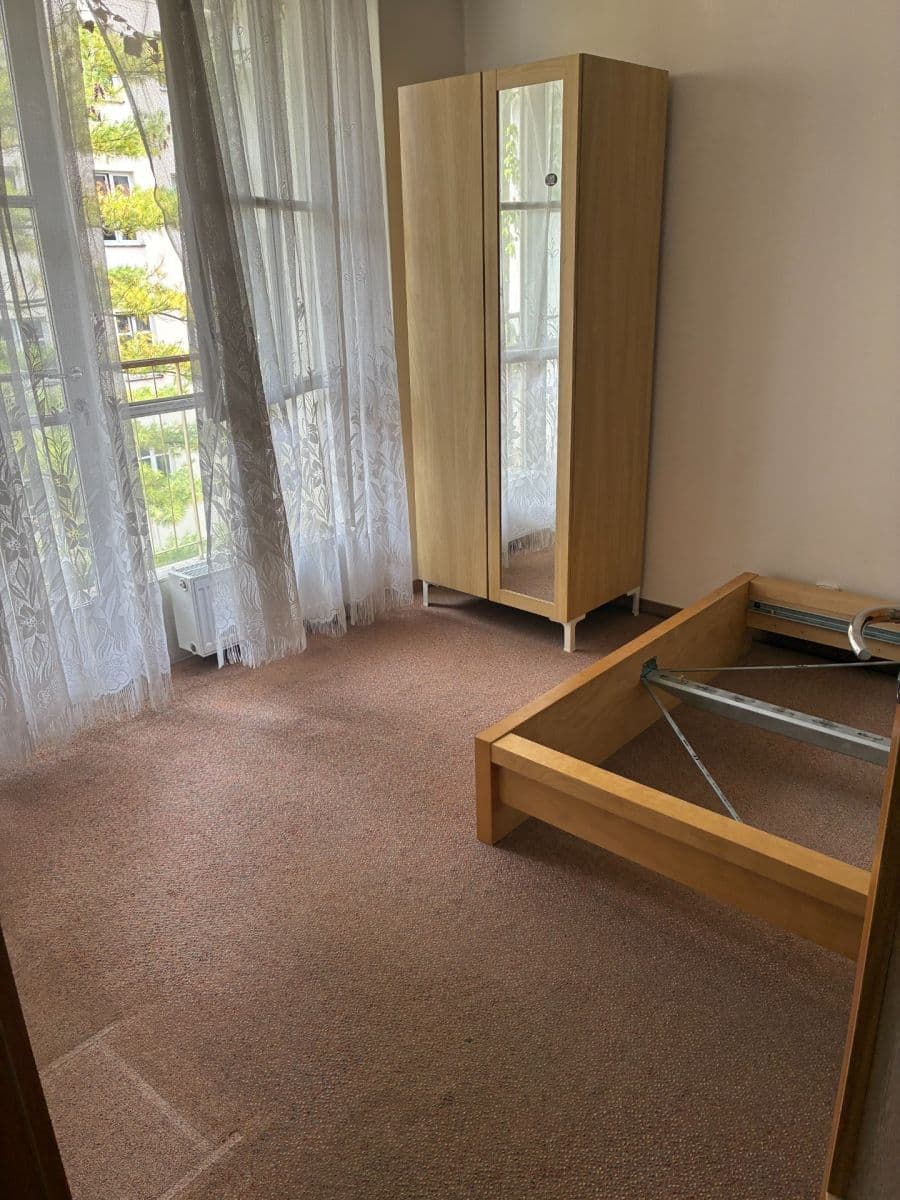Prenájom bytu 4-izbový 120 m², Pod Brentovou, Praha, Praha Prenájom bytu 4-izbový 120 m², Pod Brentovou, Praha, Praha
