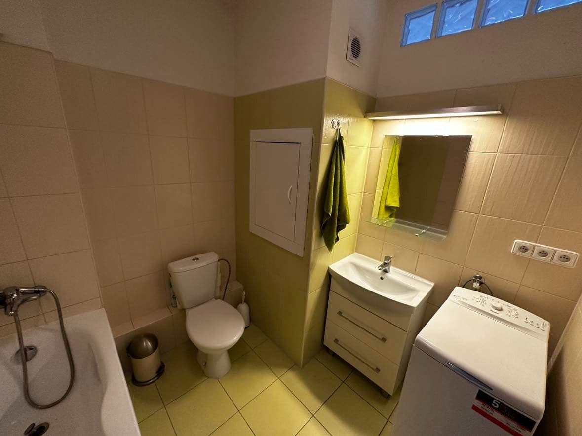 Prenájom bytu 1-izbový 39 m², Varenská, Ostrava, Moravskoslezský kraj Prenájom bytu 1-izbový 39 m², Varenská, Ostrava, Moravskoslezský kraj