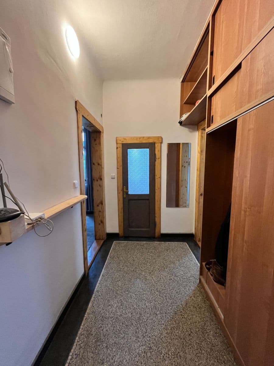 Prenájom bytu 2-izbový 43 m², Na Jezerce, Praha, Praha Prenájom bytu 2-izbový 43 m², Na Jezerce, Praha, Praha