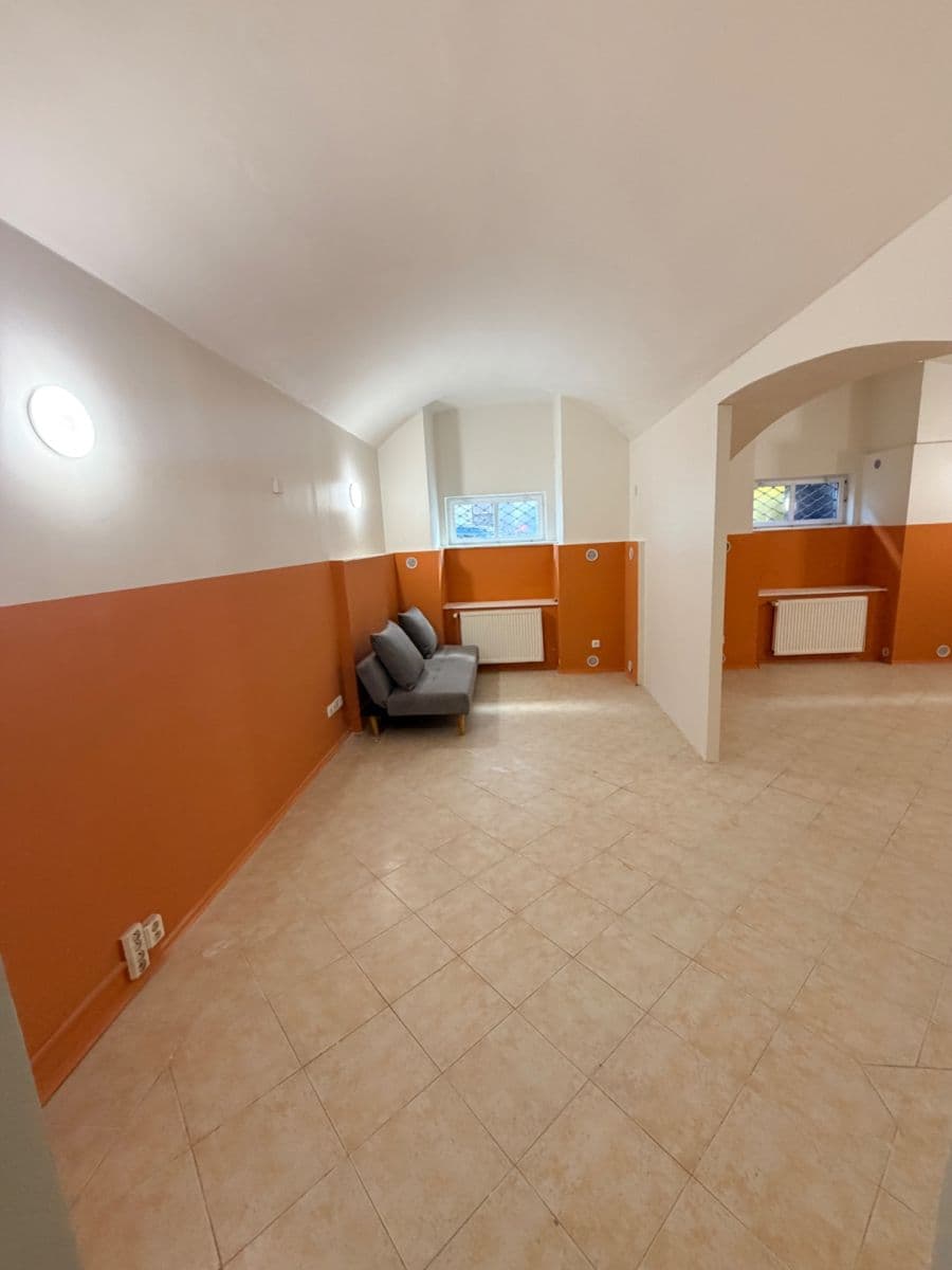 Prenájom bytu 3-izbový 67 m², Dalimilova, Praha, Praha Prenájom bytu 3-izbový 67 m², Dalimilova, Praha, Praha