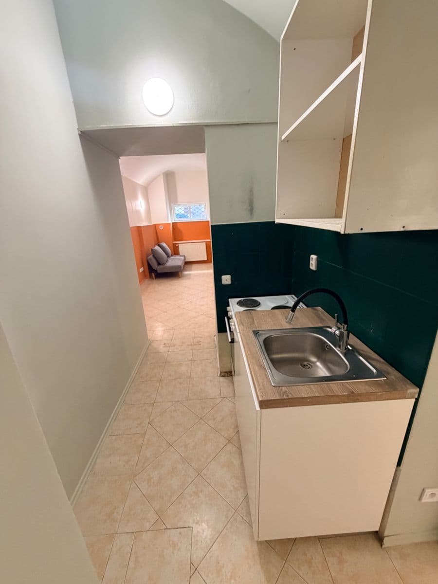 Prenájom bytu 3-izbový 67 m², Dalimilova, Praha, Praha Prenájom bytu 3-izbový 67 m², Dalimilova, Praha, Praha