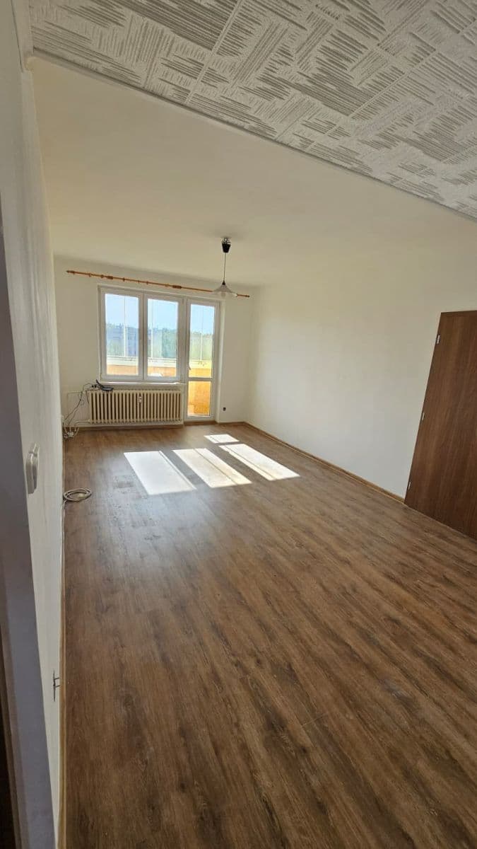 Prenájom bytu 3-izbový 65 m², Kopernikova, Třinec, Moravskoslezský kraj Prenájom bytu 3-izbový 65 m², Kopernikova, Třinec, Moravskoslezský kraj