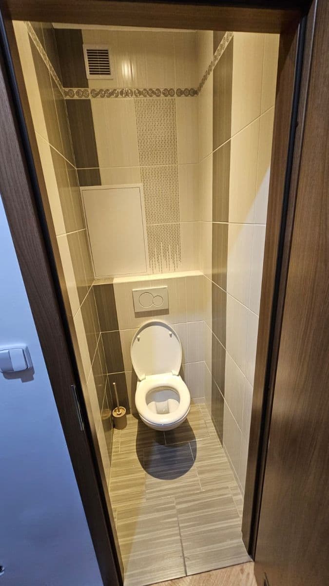 Prenájom bytu 3-izbový 65 m², Kopernikova, Třinec, Moravskoslezský kraj Prenájom bytu 3-izbový 65 m², Kopernikova, Třinec, Moravskoslezský kraj