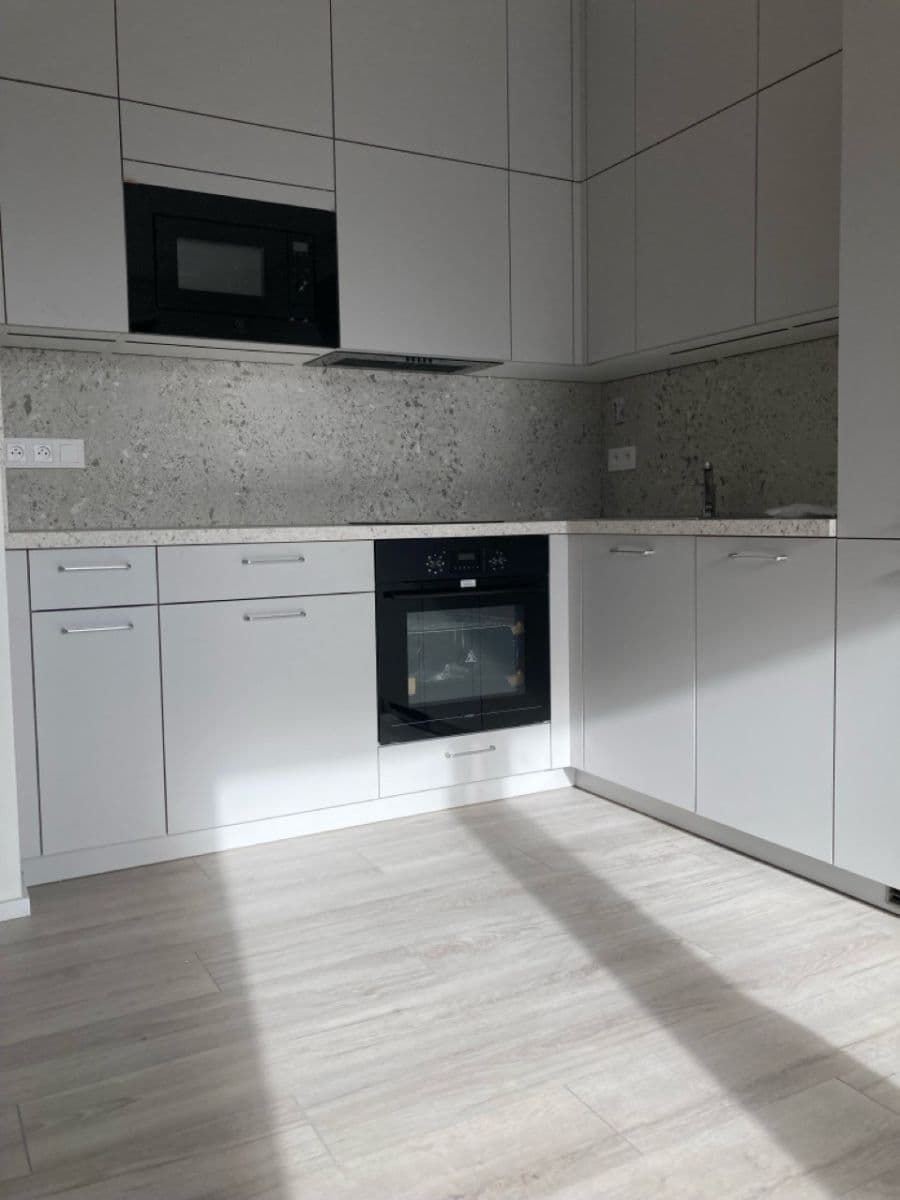 Prenájom bytu 1-izbový 27 m², Brno, Jihomoravský kraj Prenájom bytu 1-izbový 27 m², Brno, Jihomoravský kraj