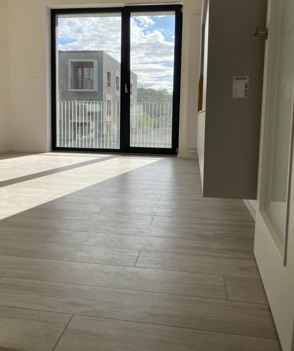 Prenájom bytu 1-izbový 27 m², Brno, Jihomoravský kraj Prenájom bytu 1-izbový 27 m², Brno, Jihomoravský kraj