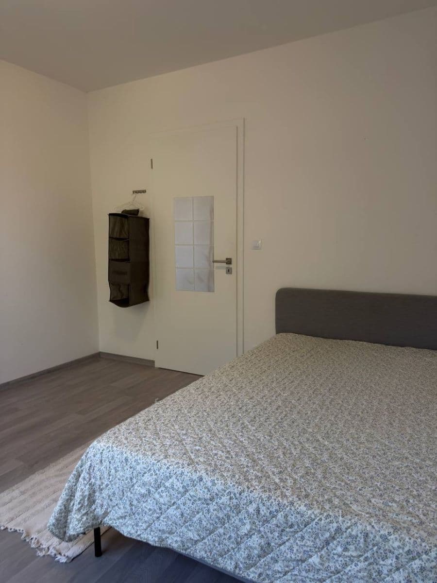 Prenájom bytu 17 m², Olgy Havlové, Praha, Praha Prenájom bytu 17 m², Olgy Havlové, Praha, Praha