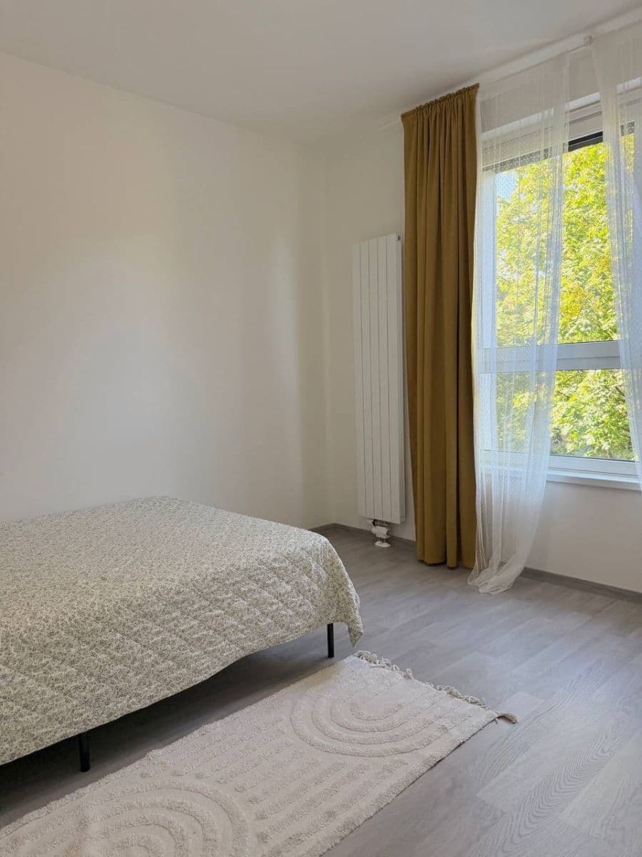 Prenájom bytu 17 m², Olgy Havlové, Praha, Praha Prenájom bytu 17 m², Olgy Havlové, Praha, Praha