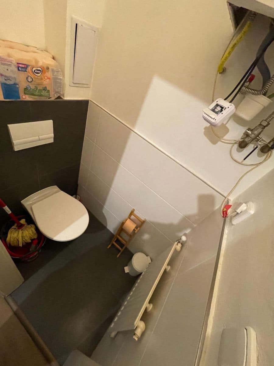 Prenájom bytu 2-izbový 45 m², Jičínská, Praha, Praha Prenájom bytu 2-izbový 45 m², Jičínská, Praha, Praha