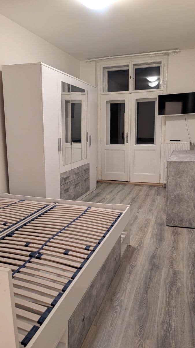 Prenájom bytu 2-izbový 59 m², Jaurisova, Praha, Praha Prenájom bytu 2-izbový 59 m², Jaurisova, Praha, Praha