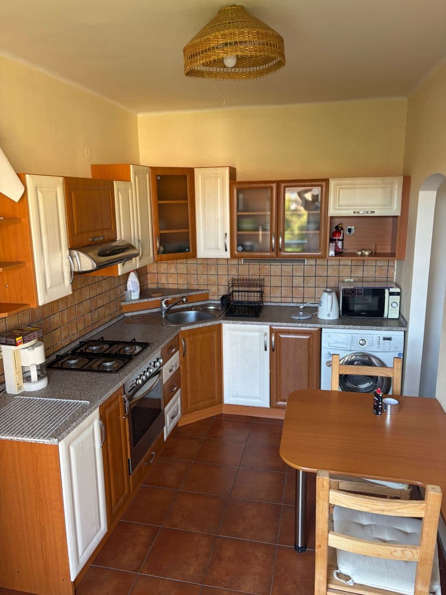 Prenájom bytu 1-izbový 43 m², 17. listopadu, Ostrava, Moravskoslezský kraj Prenájom bytu 1-izbový 43 m², 17. listopadu, Ostrava, Moravskoslezský kraj