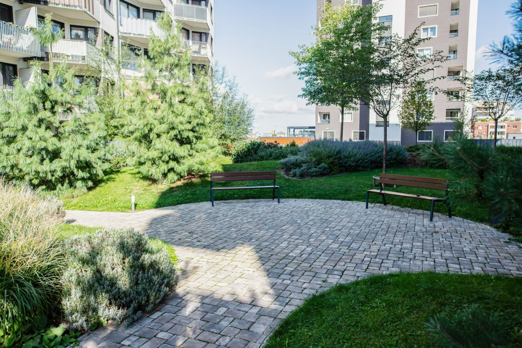 Prenájom bytu 3-izbový 81 m², Hugo Haase, Praha, Praha Prenájom bytu 3-izbový 81 m², Hugo Haase, Praha, Praha