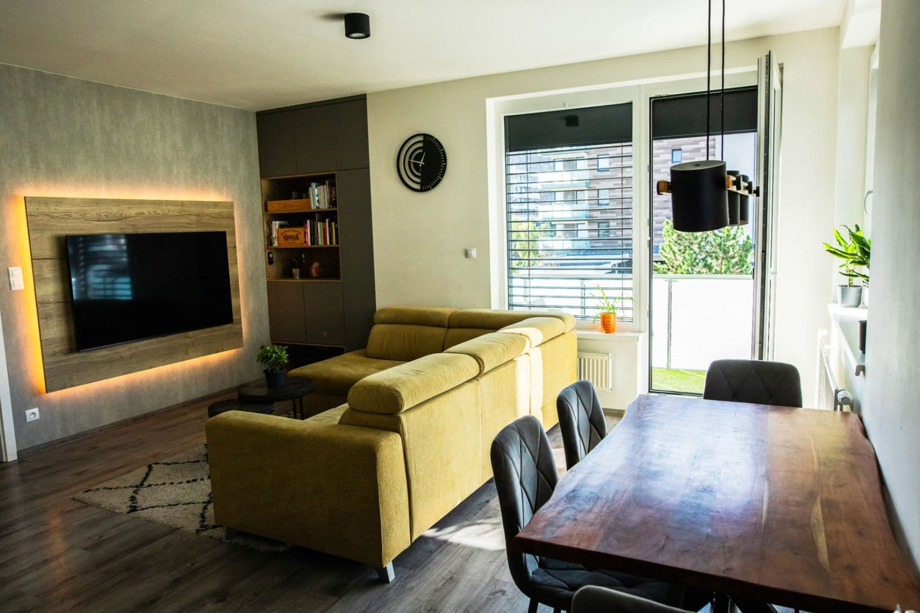 Prenájom bytu 3-izbový 81 m², Hugo Haase, Praha, Praha Prenájom bytu 3-izbový 81 m², Hugo Haase, Praha, Praha