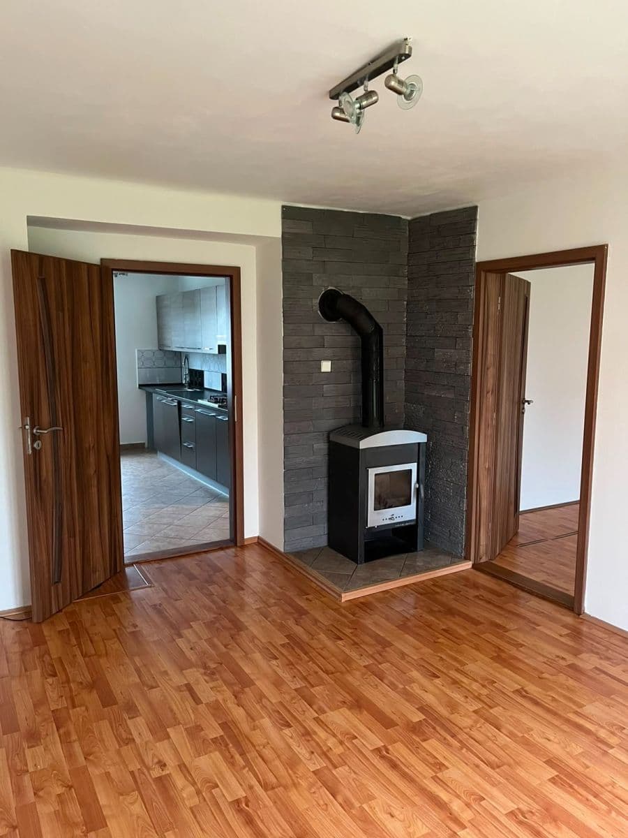 Predaj bytu 2-izbový 58 m², Zahradní, Horní Slavkov, Karlovarský kraj Predaj bytu 2-izbový 58 m², Zahradní, Horní Slavkov, Karlovarský kraj